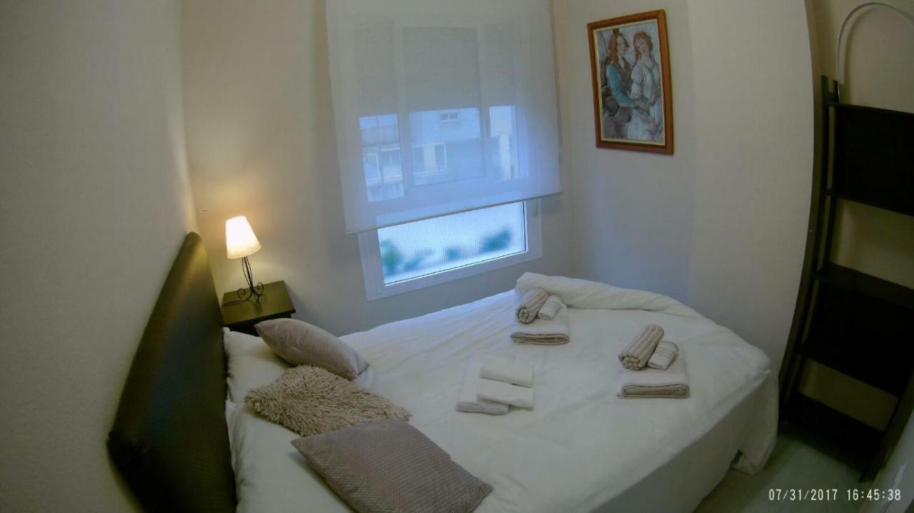 Apartamento Omar Playa Málaga Exterior foto